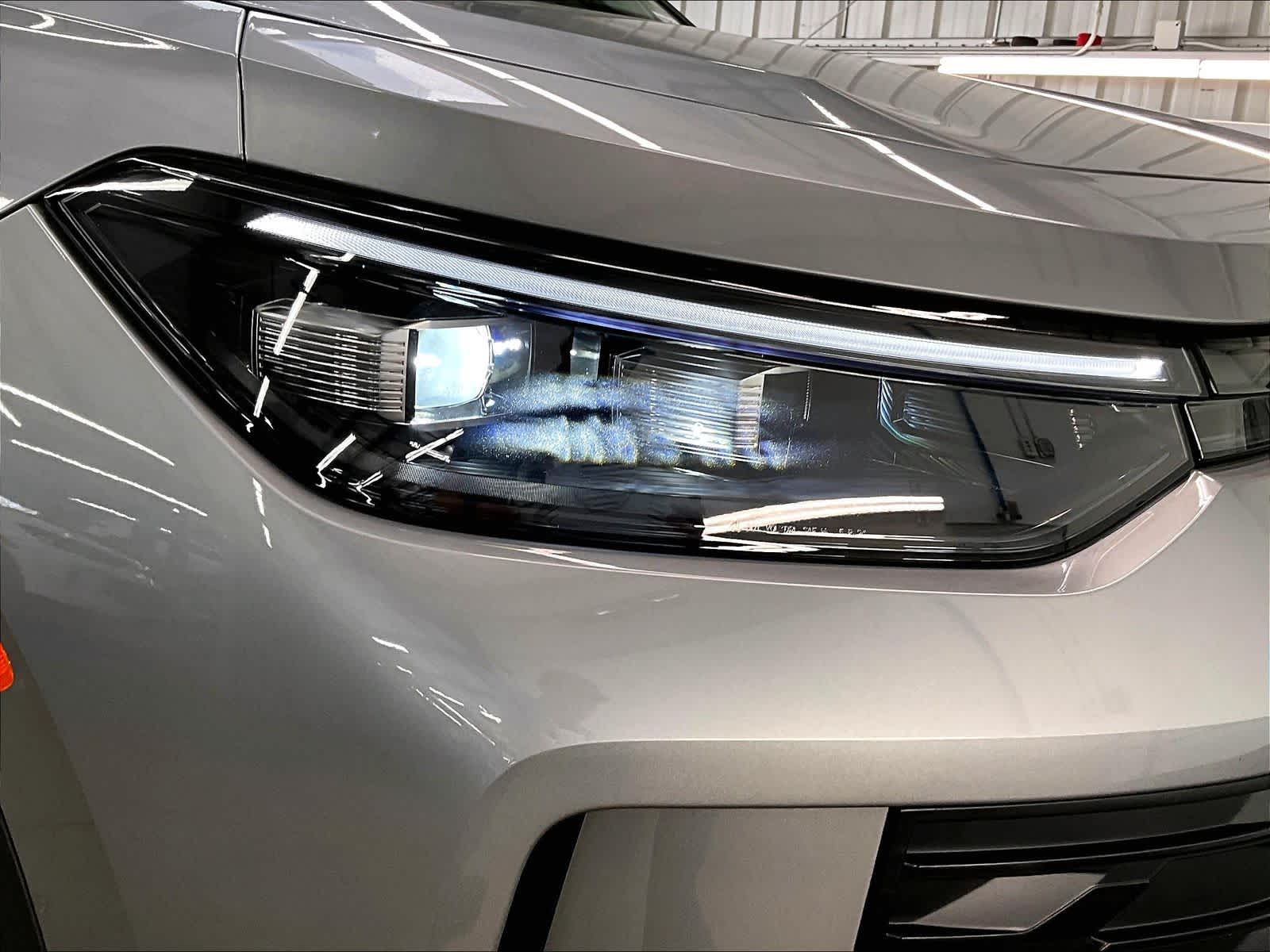 2026 Volkswagen Tiguan SE - Photo 33