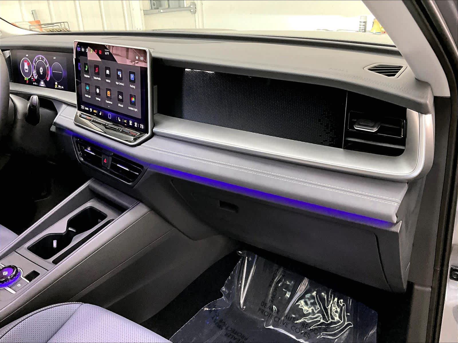 2026 Volkswagen Tiguan SE - Photo 28