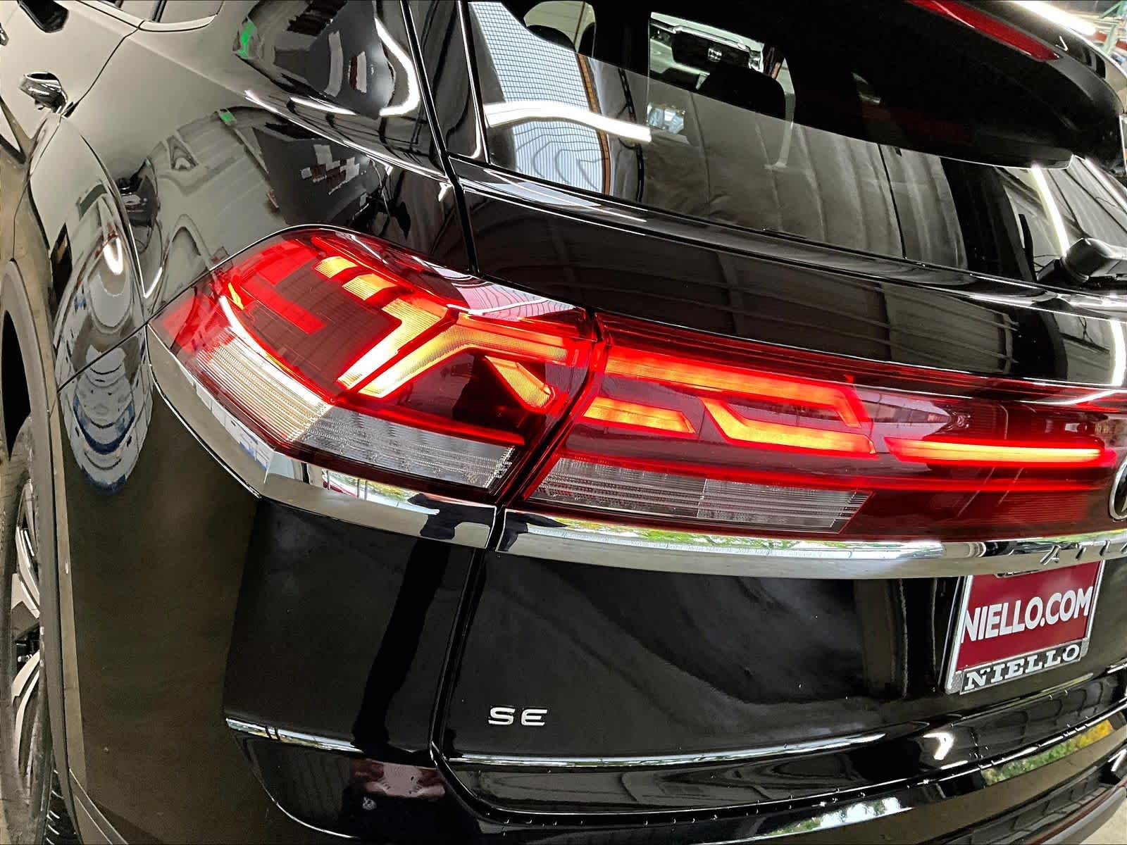 2026 Volkswagen Atlas Cross Sport SE - Photo 25