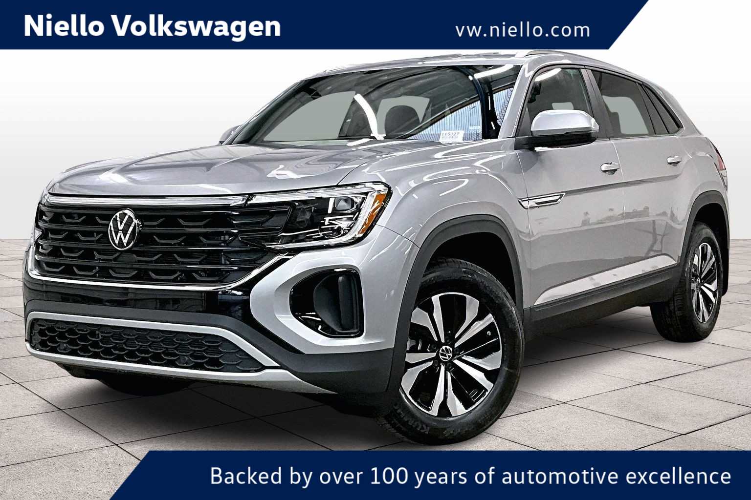 2026 Volkswagen Atlas Cross Sport SE's photo