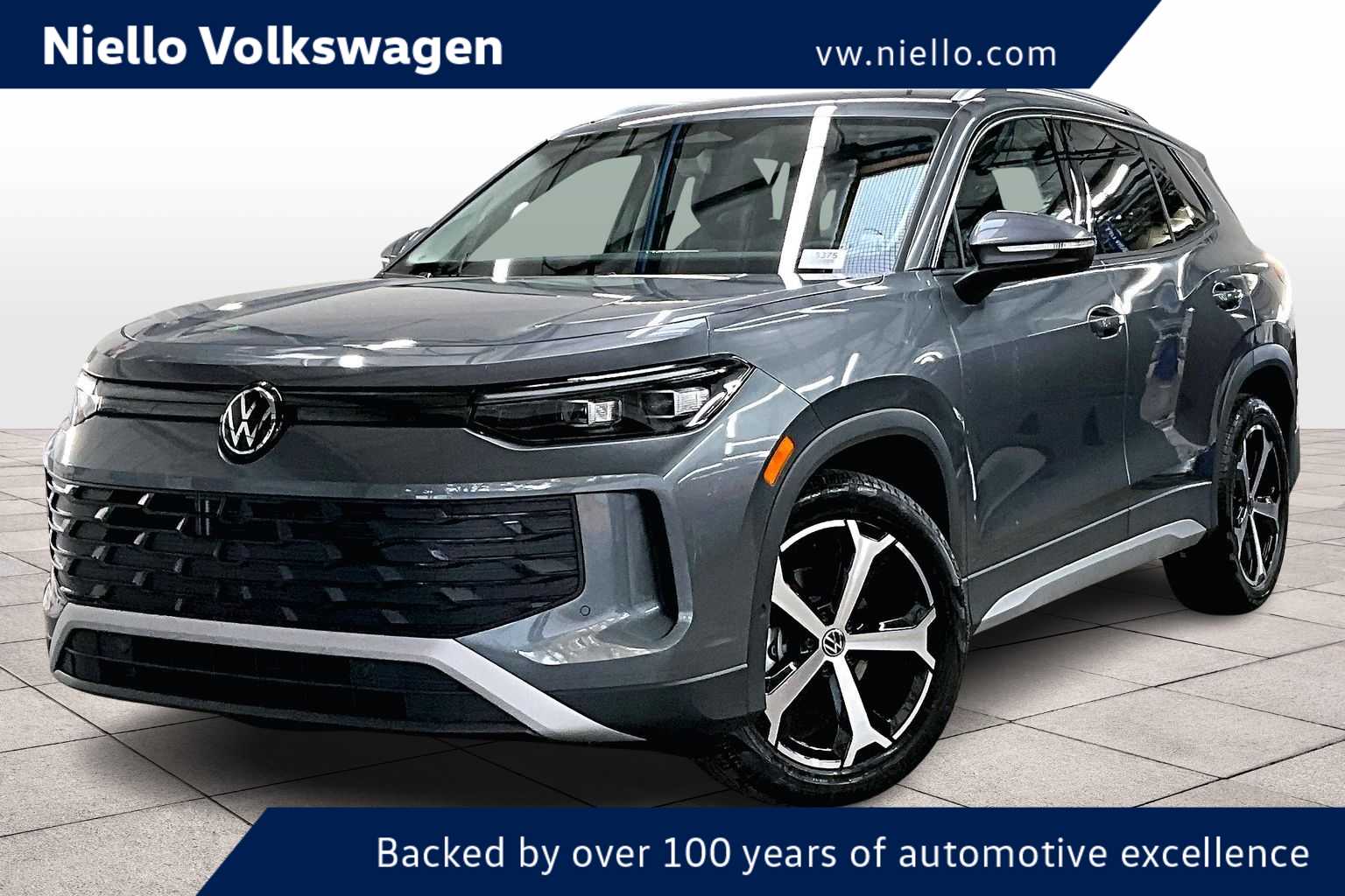 2026 Volkswagen Tiguan SE's photo