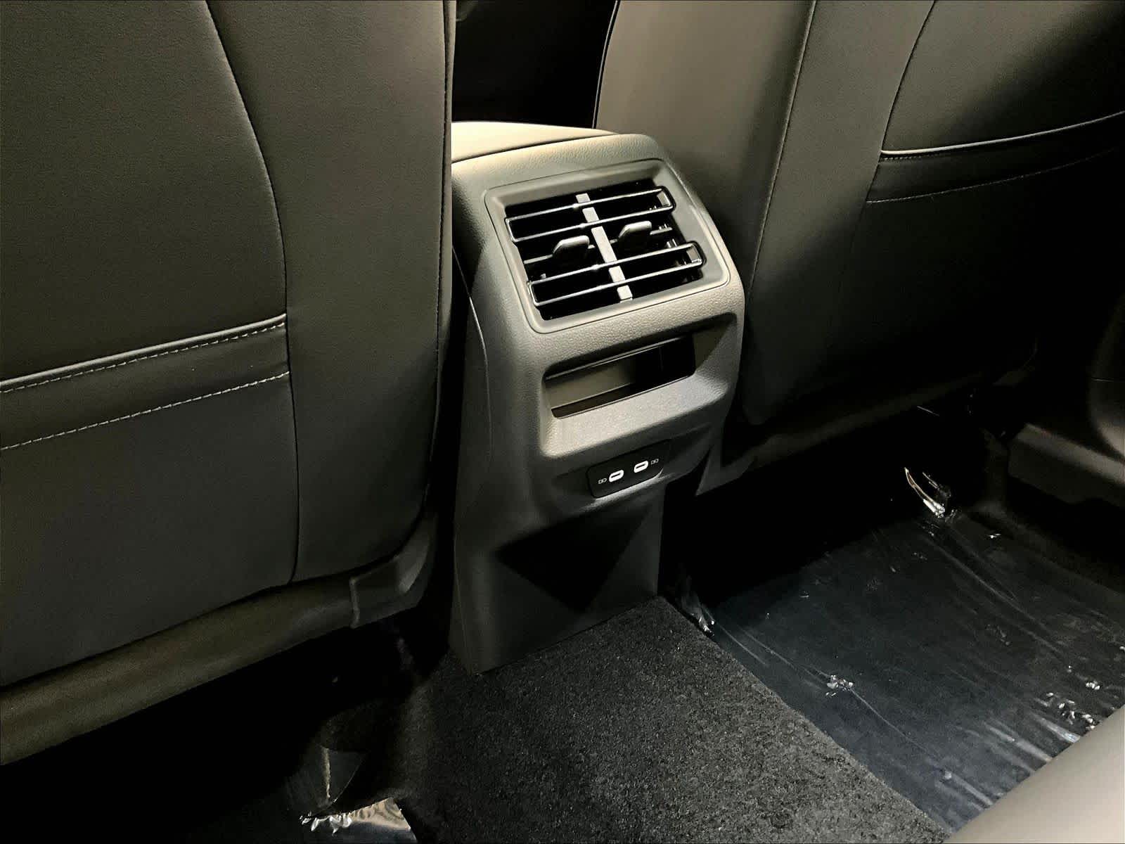 2026 Volkswagen Tiguan SE R-LINE BLACK - Photo 16