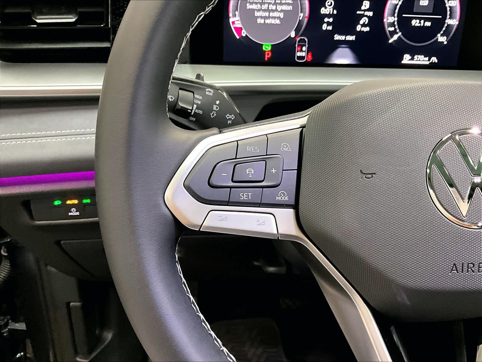 2026 Volkswagen Tiguan SE - Photo 17