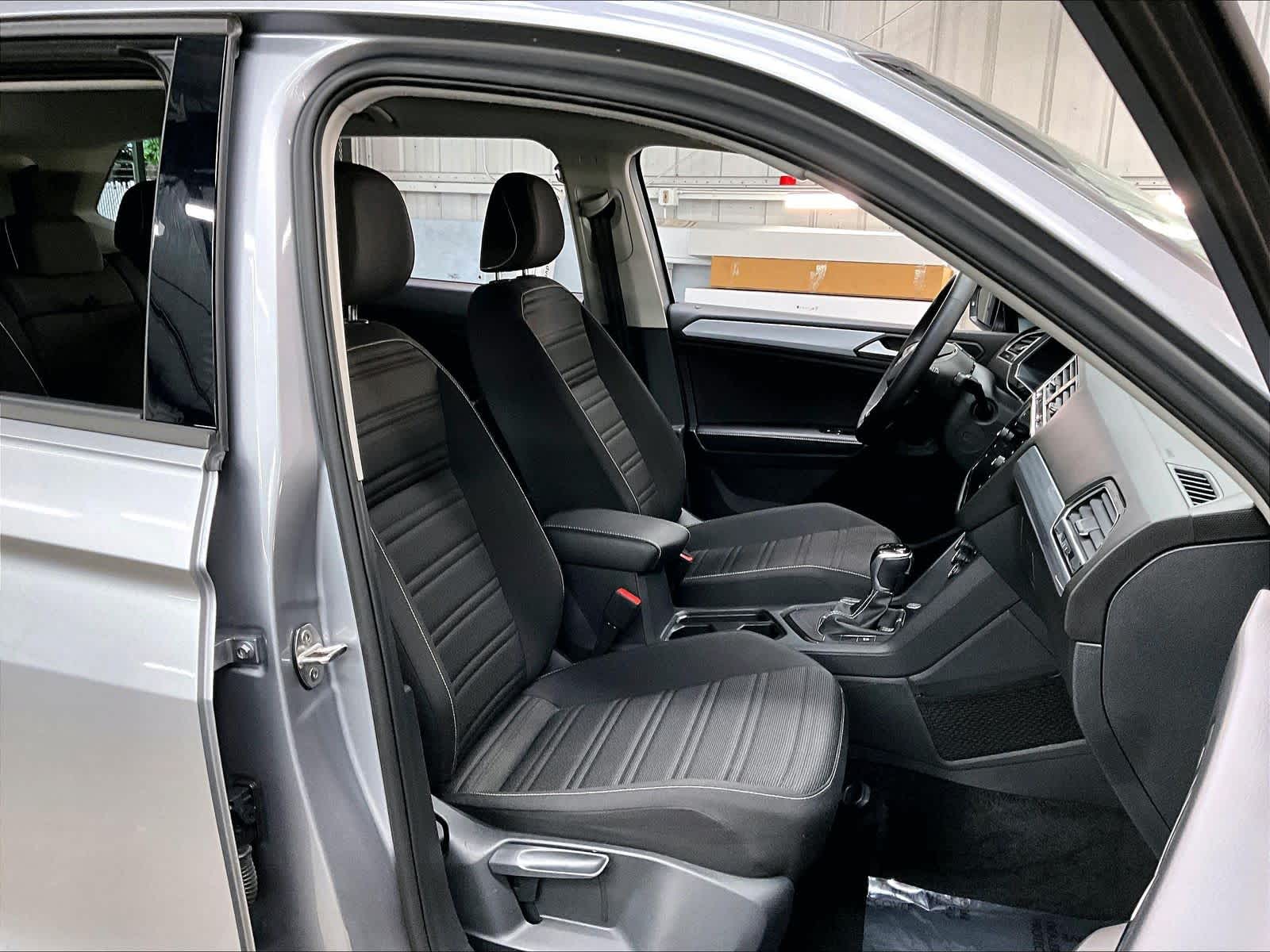 2024 Volkswagen Tiguan S photo 3