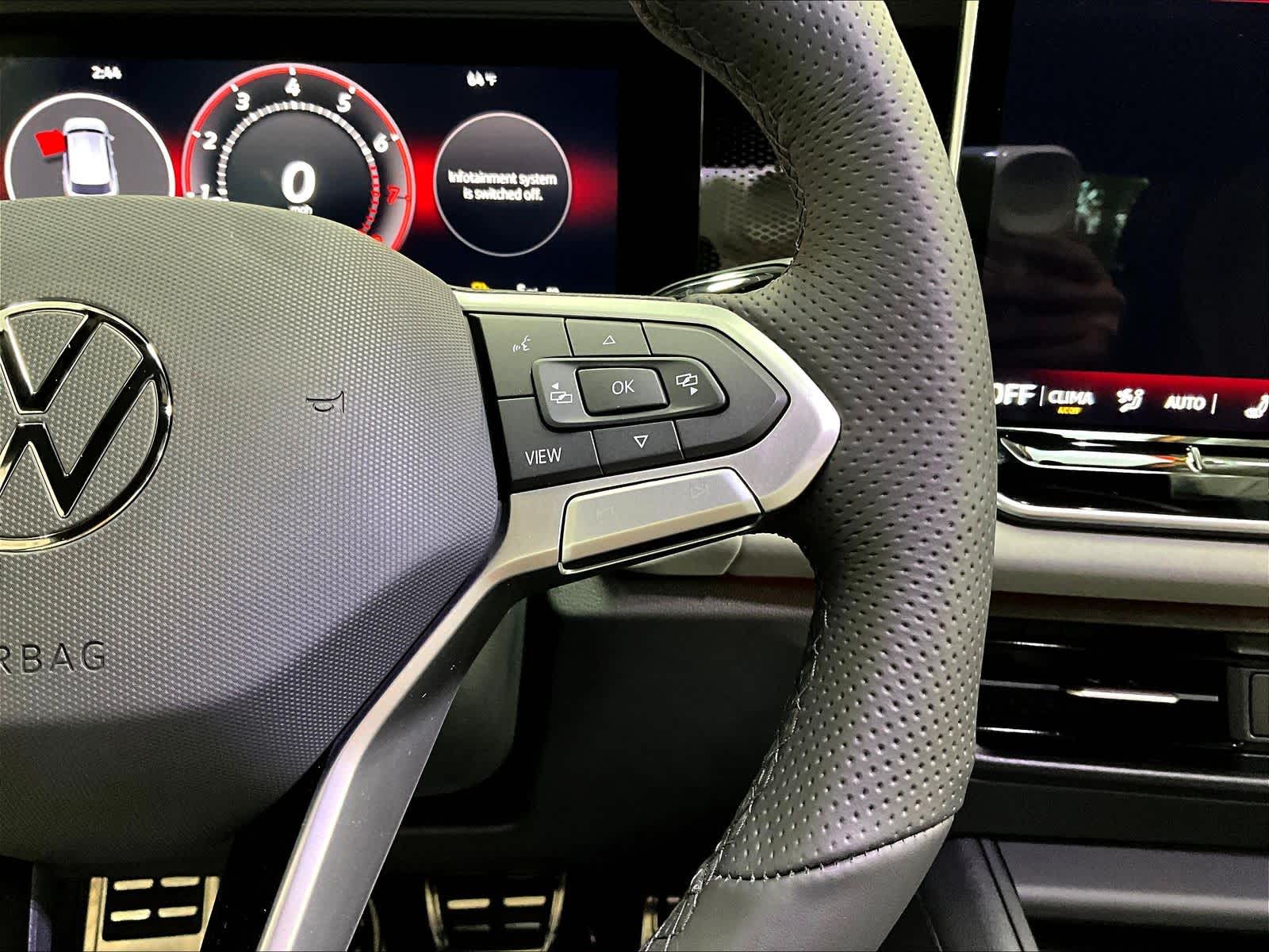 2026 Volkswagen Tiguan SE R-LINE BLACK - Photo 18