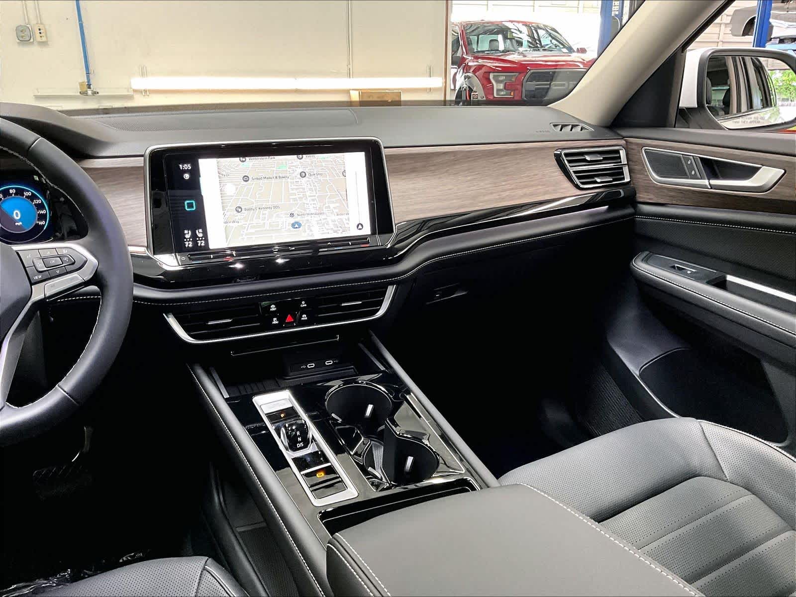 2026 Volkswagen Atlas SEL - Photo 9