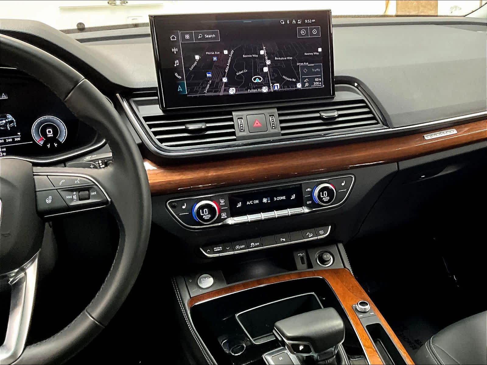 2023 Audi Q5 S Line Premium Plus photo 6