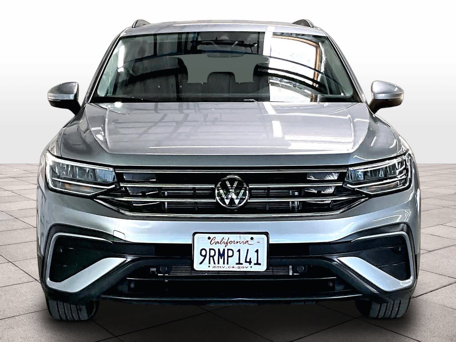 2024 Volkswagen Tiguan S photo 2