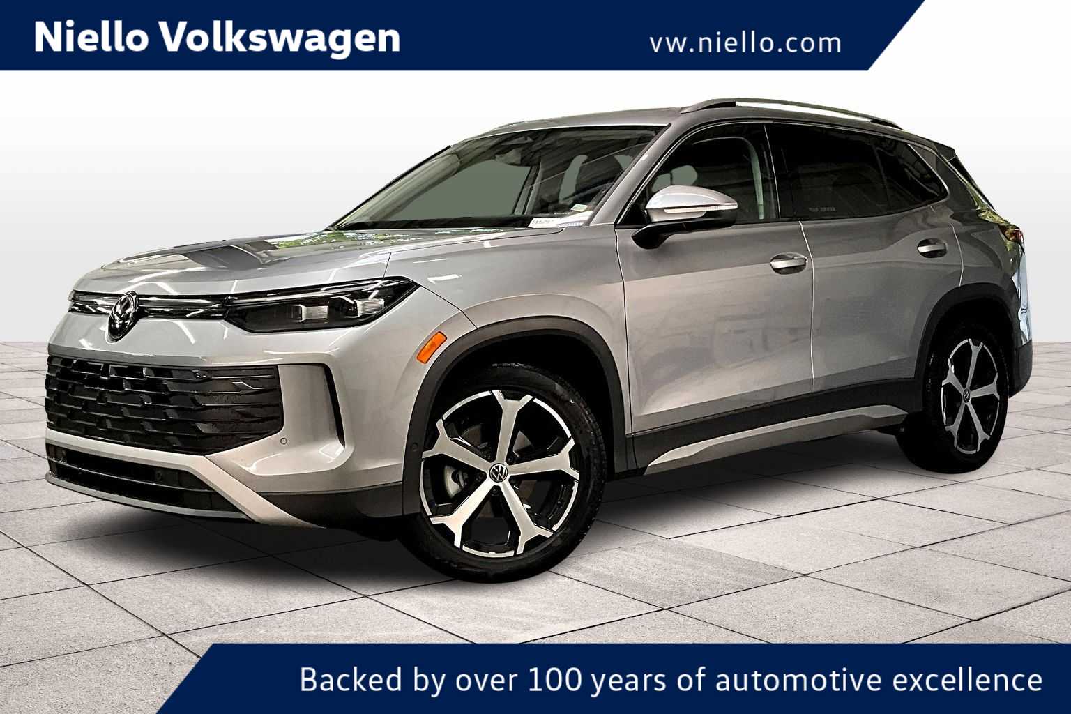 2026 Volkswagen Tiguan SE's photo