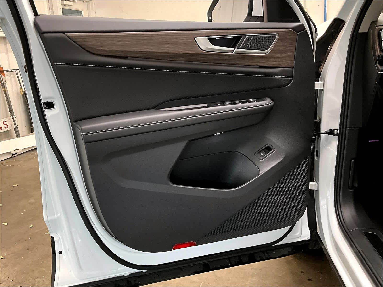 2026 Volkswagen Atlas SEL - Photo 23