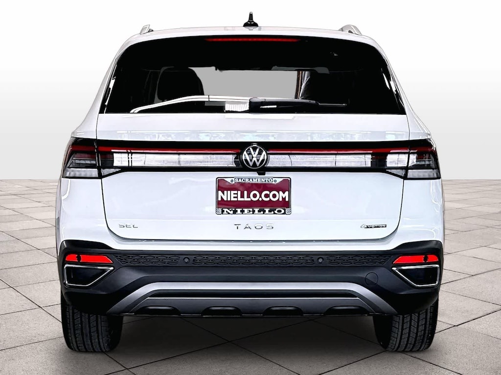New 2026 Volkswagen Taos SEL 4MOTION