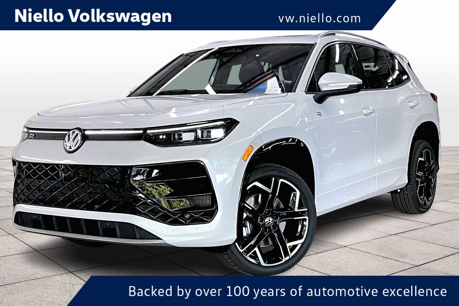 2026 Volkswagen Tiguan SEL R-LINE TURBO's photo