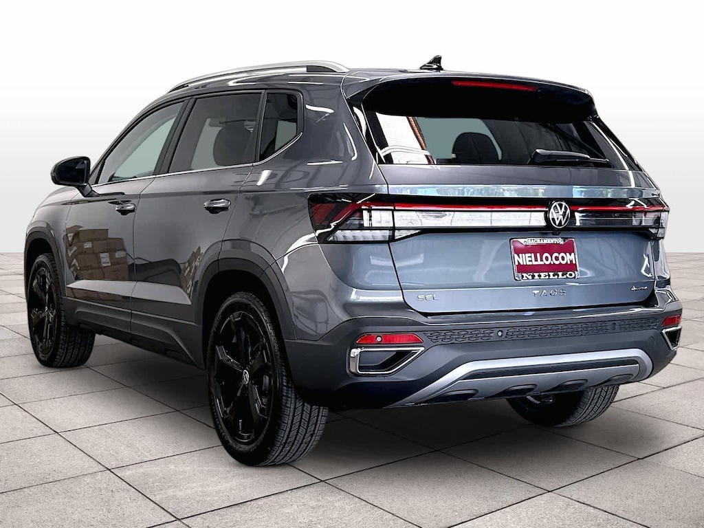 New 2026 Volkswagen Taos SEL 4MOTION