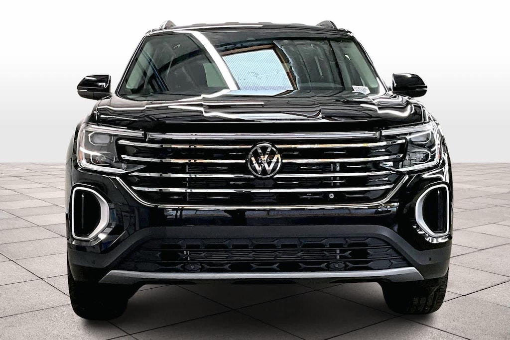 Used 2025 Volkswagen Atlas 2.0T SE w/Technology 4MOTION