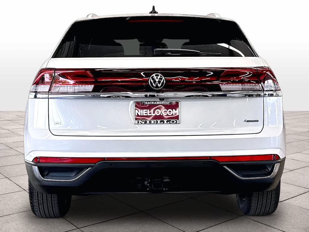 New 2026 Volkswagen Atlas Cross Sport 2.0T SE w/Technology 4MOTION