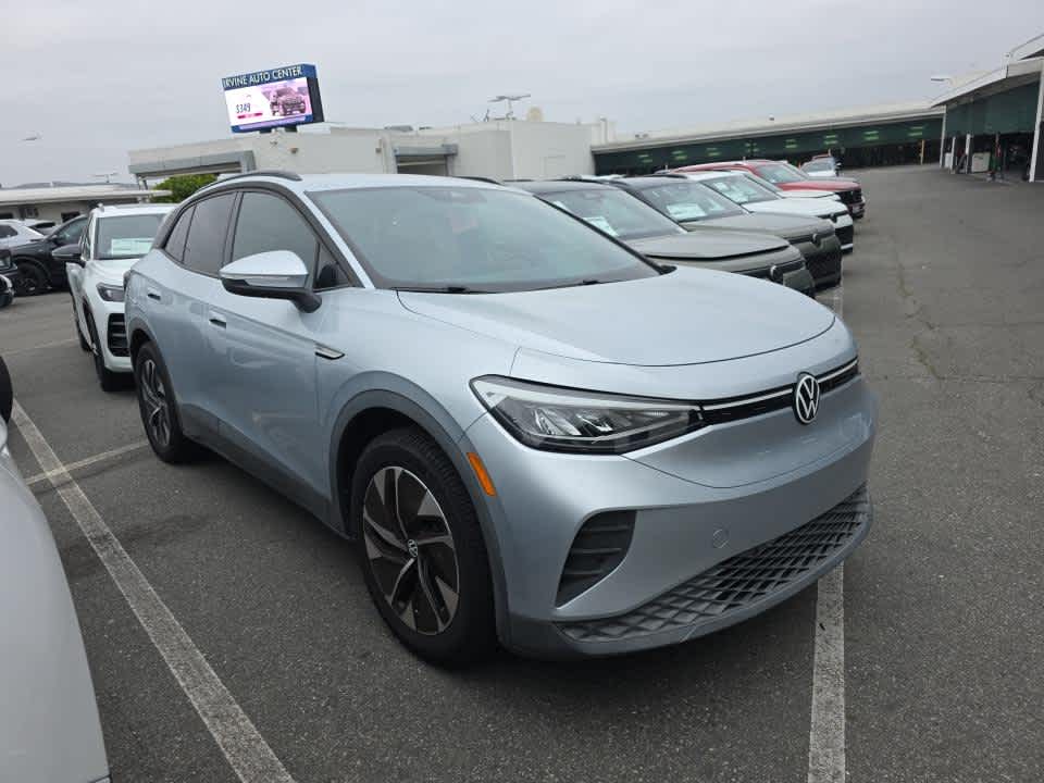 2022 Volkswagen ID.4 Pro photo 3
