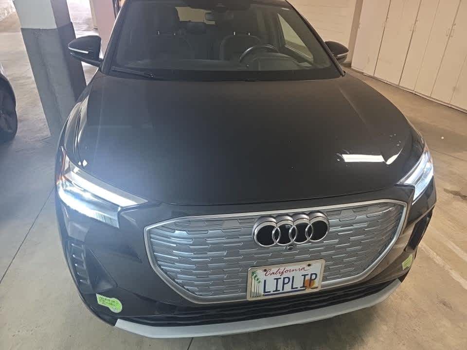 2023 Audi Q4 e-tron Premium Plus photo 2