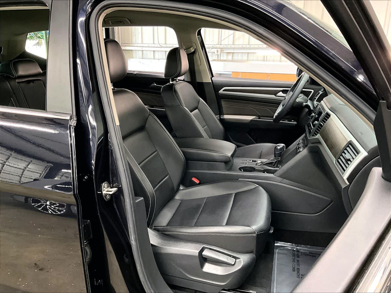 2023 Volkswagen Atlas 2.0T SE photo 3