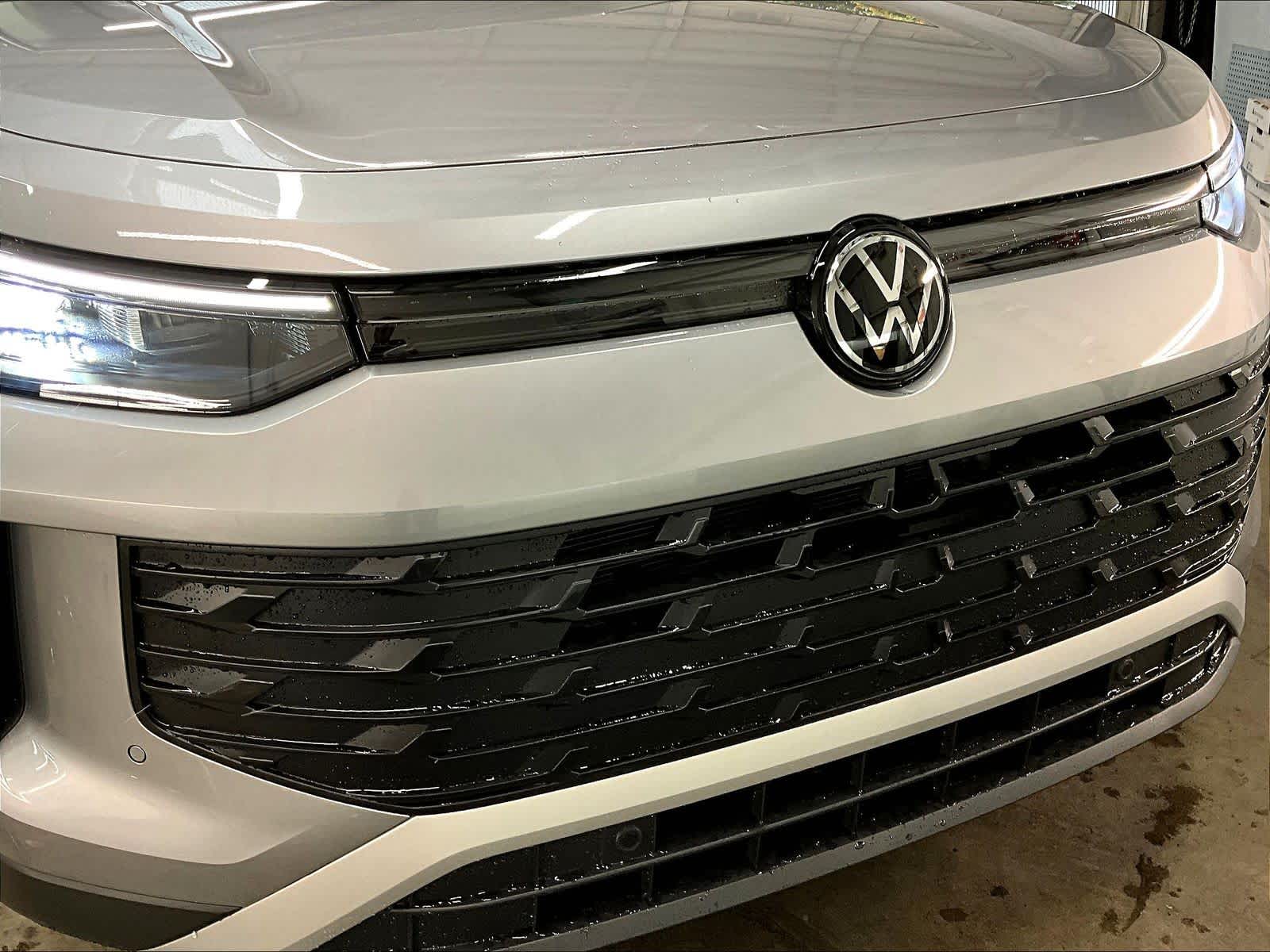 2026 Volkswagen Tiguan SE - Photo 33
