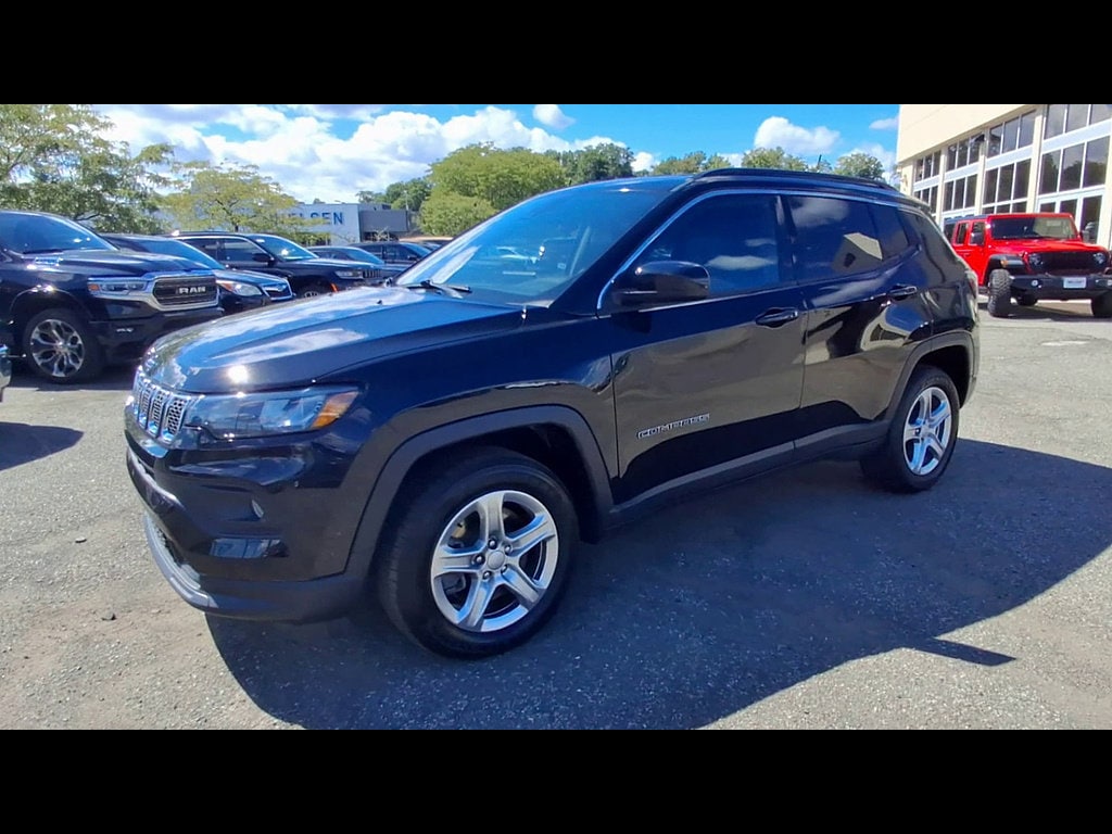 Certified 2023 Jeep Compass Latitude SUV