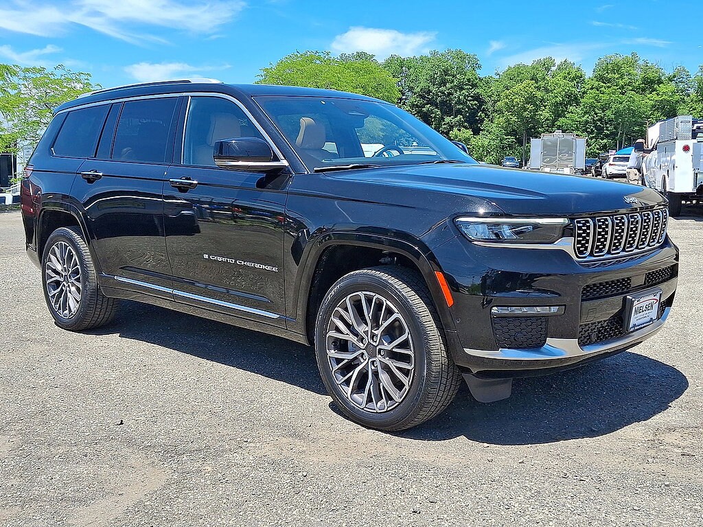 Used 2023 Jeep Grand Cherokee L Summit Reserve SUV