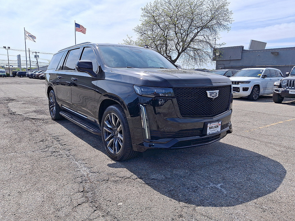 2022 Cadillac Escalade Esv