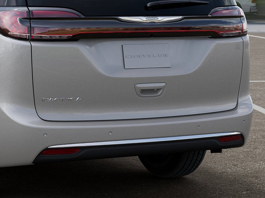 2026 Chrysler Pacifica Select - Photo 13
