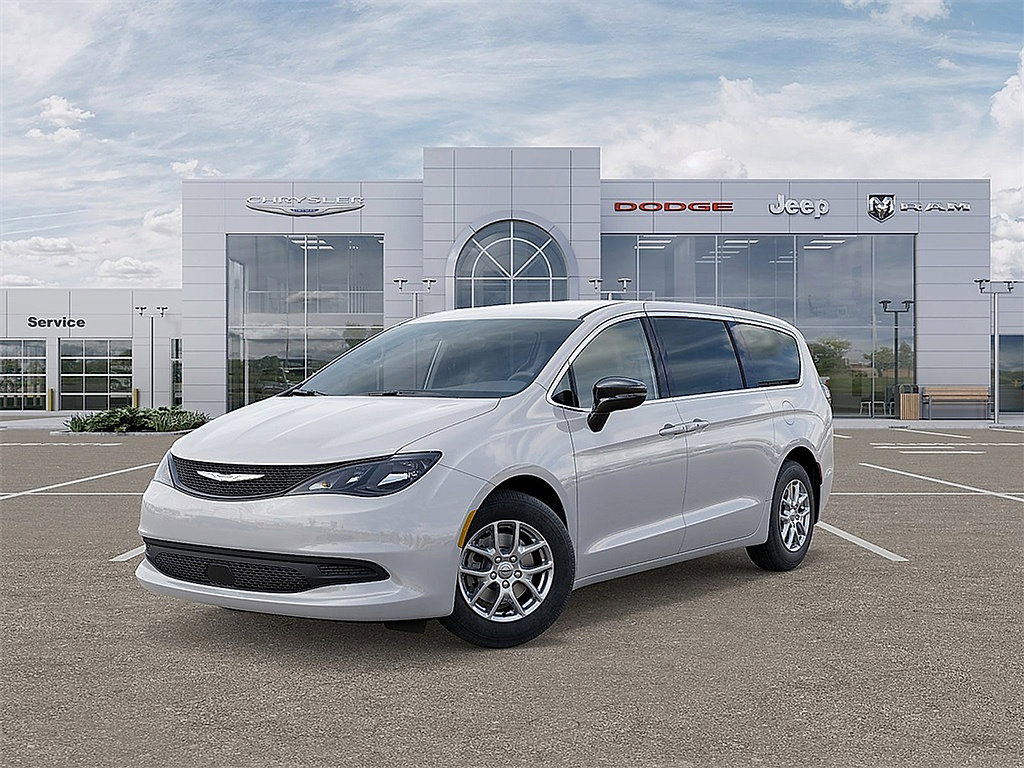 2026 Chrysler Voyager LX's photo