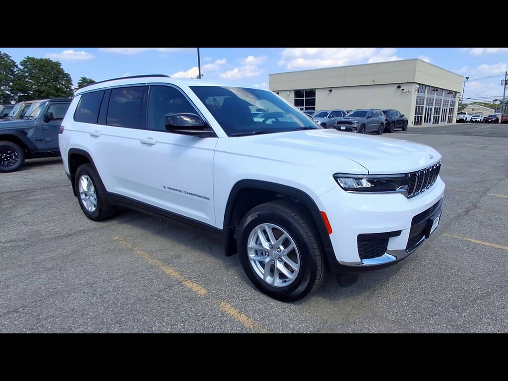 Used 2025 Jeep Grand Cherokee L Laredo X SUV