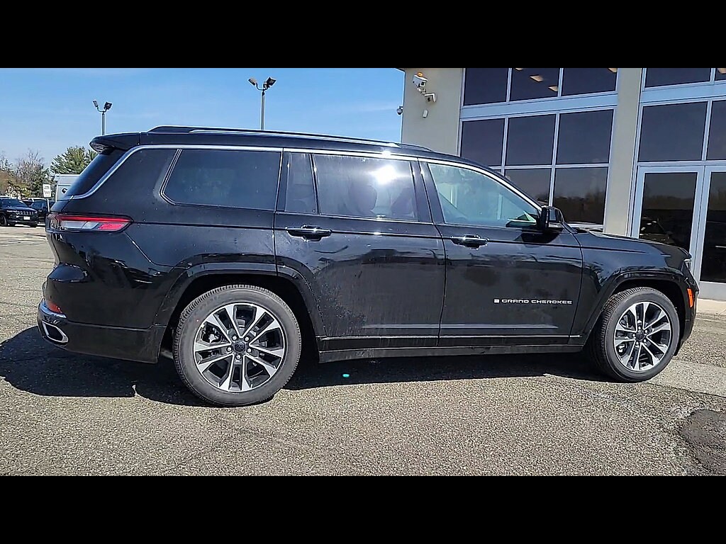 Certified 2023 Jeep Grand Cherokee L Overland SUV