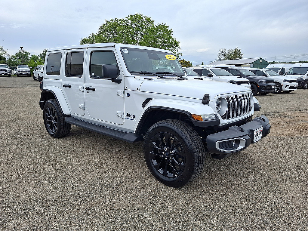 2025 Jeep Wrangler 4xe Sahara 4XE's photo