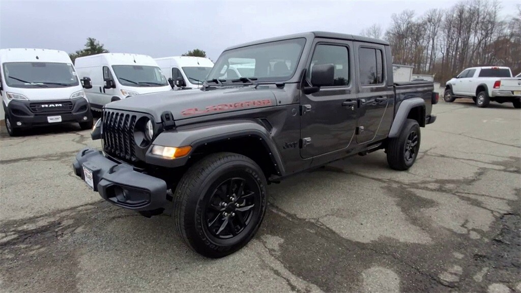 2022 Jeep Gladiator Altitude photo 4