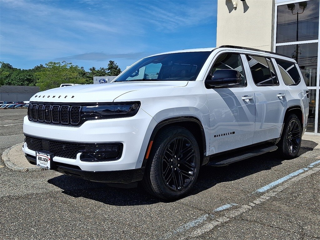 2025 Jeep Wagoneer Series II photo 3