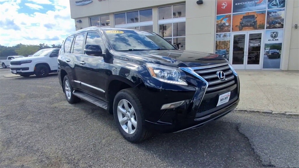 2018 Lexus GX 460 photo 2
