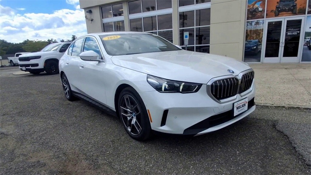 2025 Bmw i5 xDrive40 photo 2