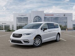 2026 Chrysler Pacifica Select Minivan/Van