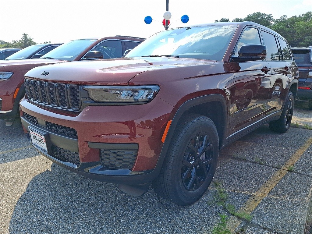 2025 Jeep Grand Cherokee Altitude X photo 3