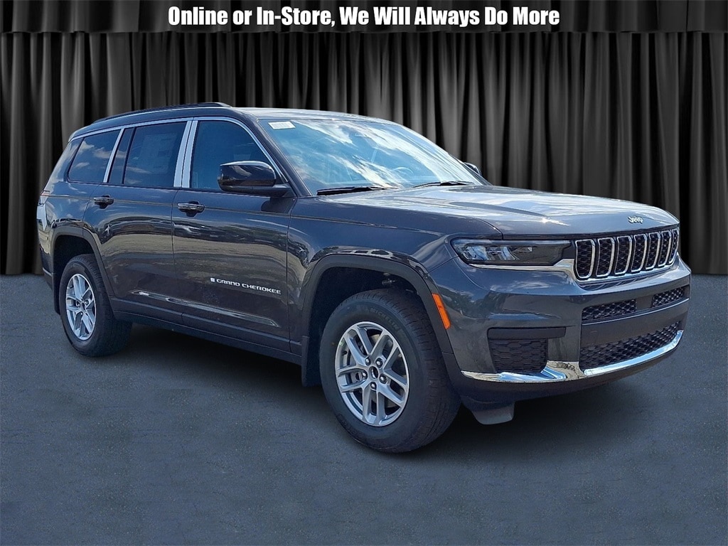 2025 Jeep Grand Cherokee L Laredo 4x4