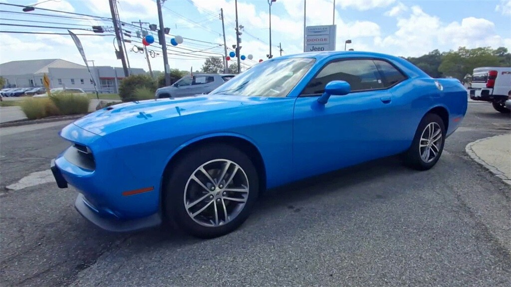 2019 Dodge Challenger GT AWD photo 4