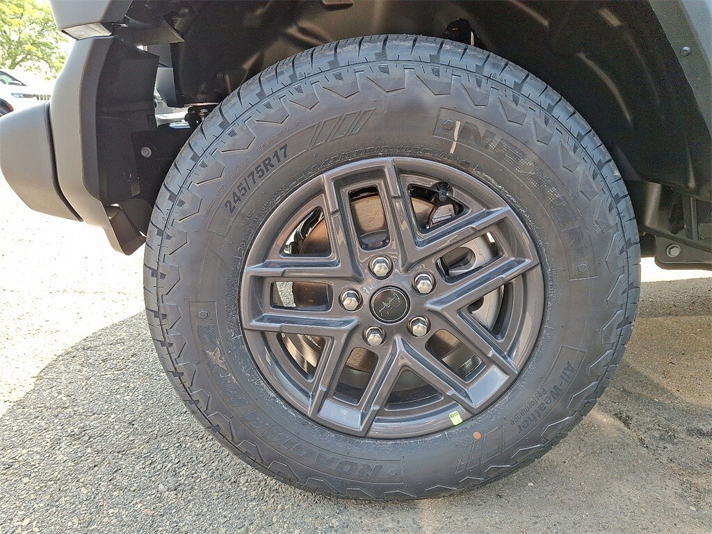 2025 Jeep Wrangler Sport S photo 4