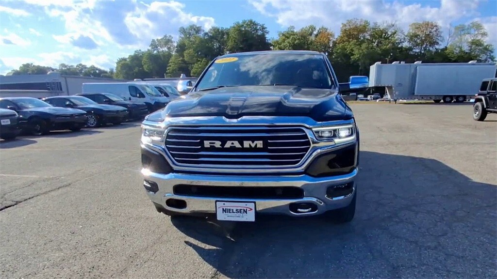 2022 Ram 1500 Limited photo 3