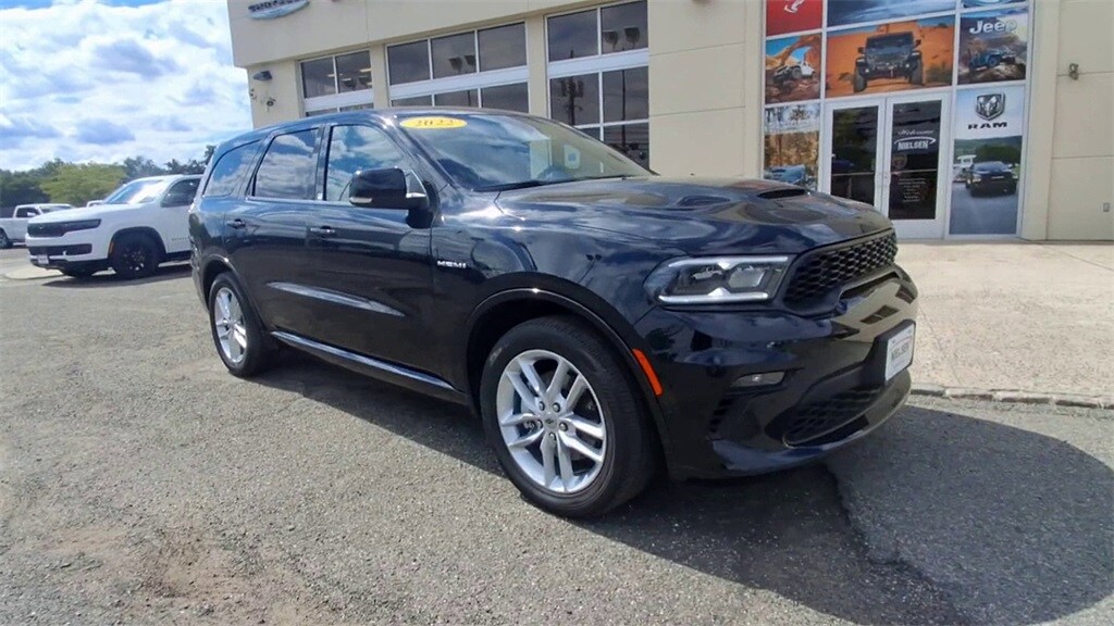 2022 Dodge Durango R/T Plus photo 2
