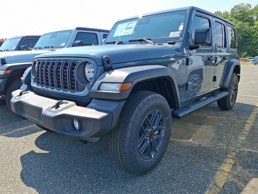 2025 Jeep Wrangler Sport S photo 2