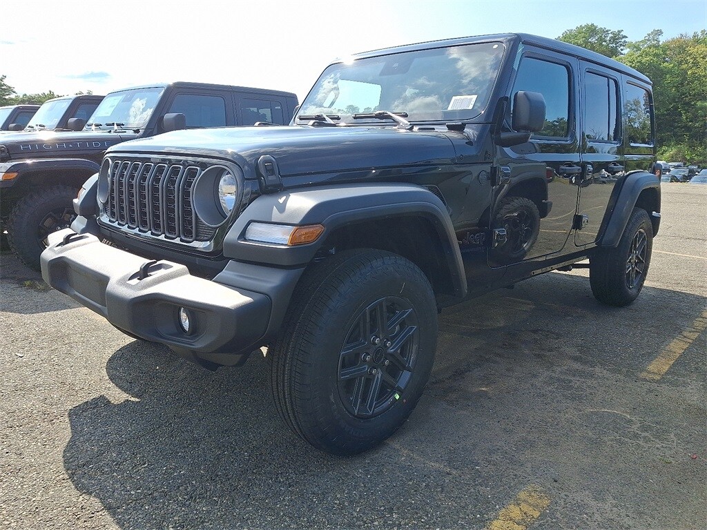 2025 Jeep Wrangler Sport S photo 3