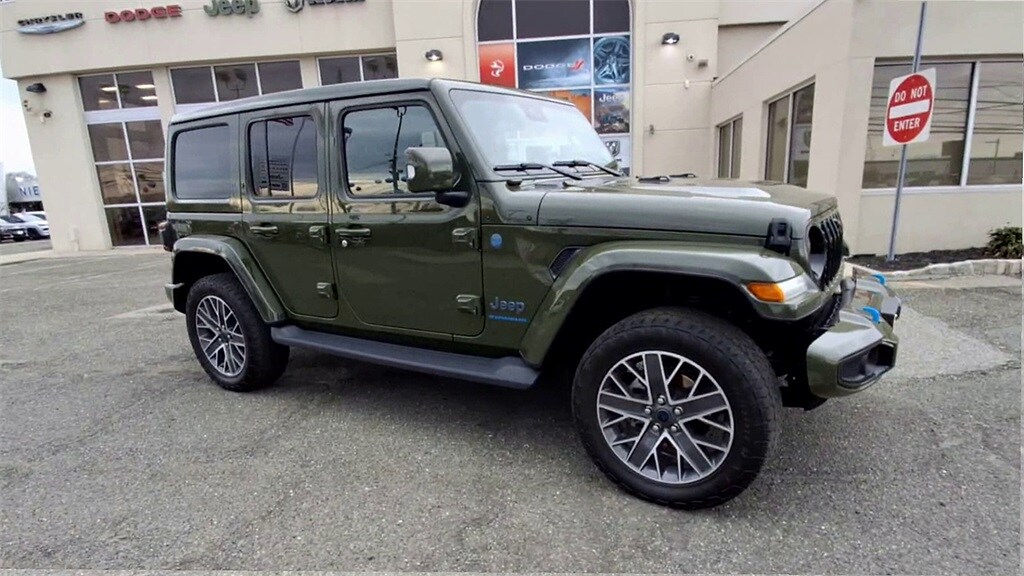2024 Jeep Wrangler High Altitude 4xe photo 2
