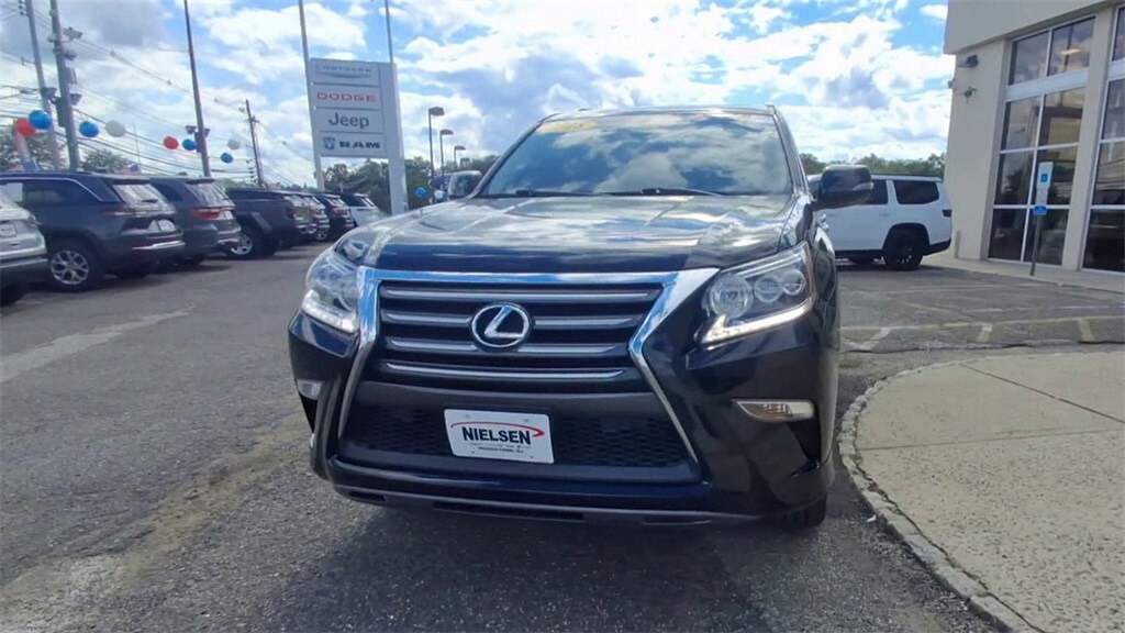 2018 Lexus GX 460 photo 3