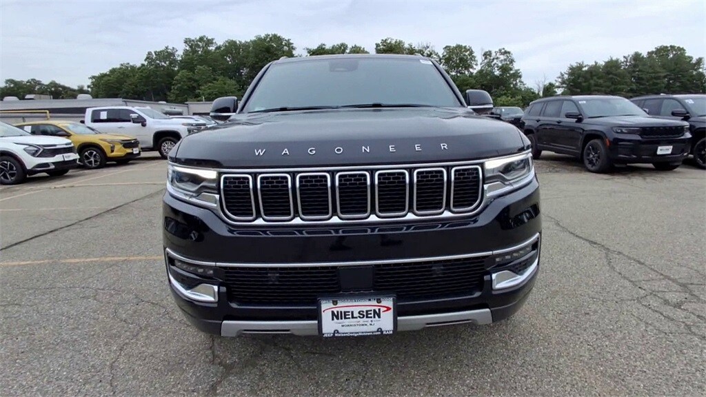 2022 Jeep Wagoneer Series II photo 3
