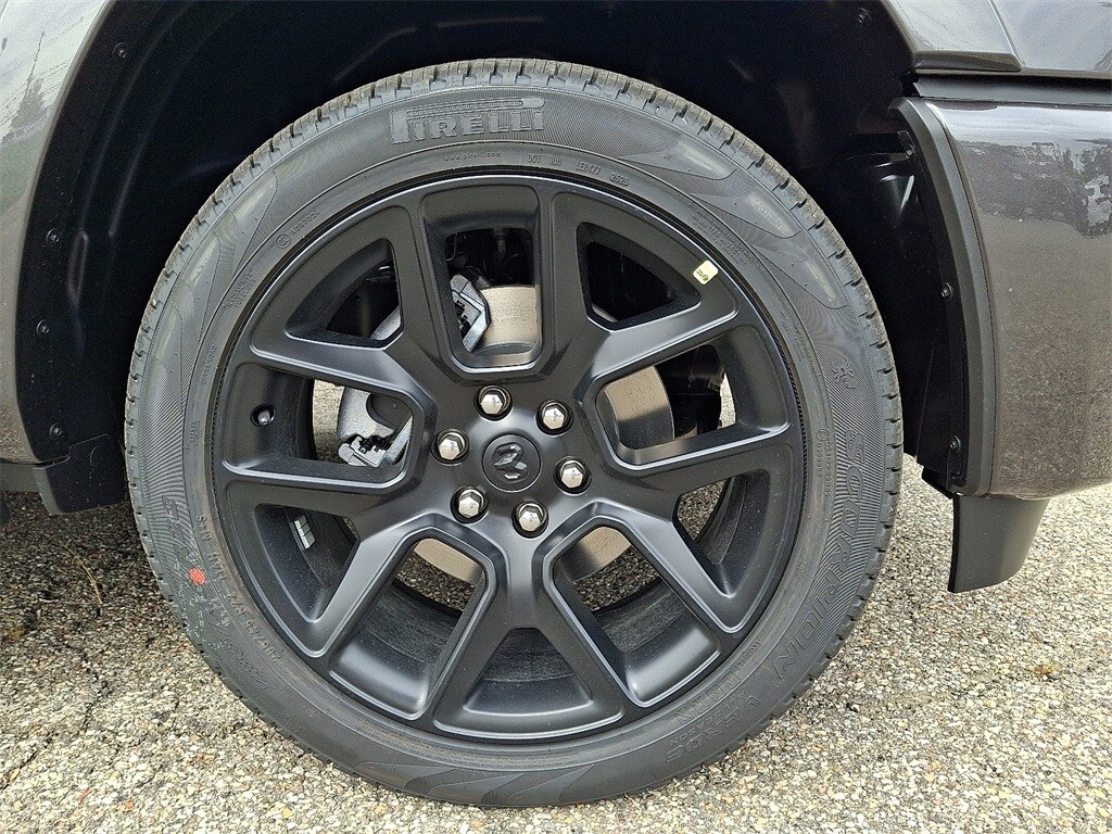 2026 Ram 1500 Laramie photo 3