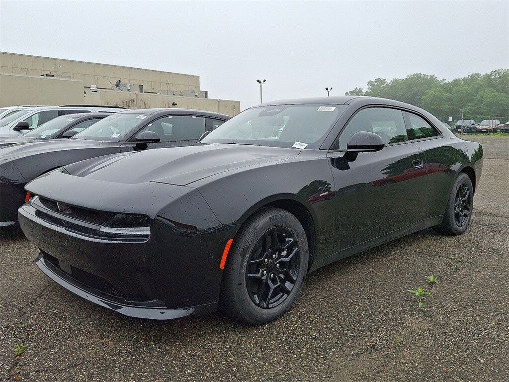 2025 Dodge Charger R/T photo 3