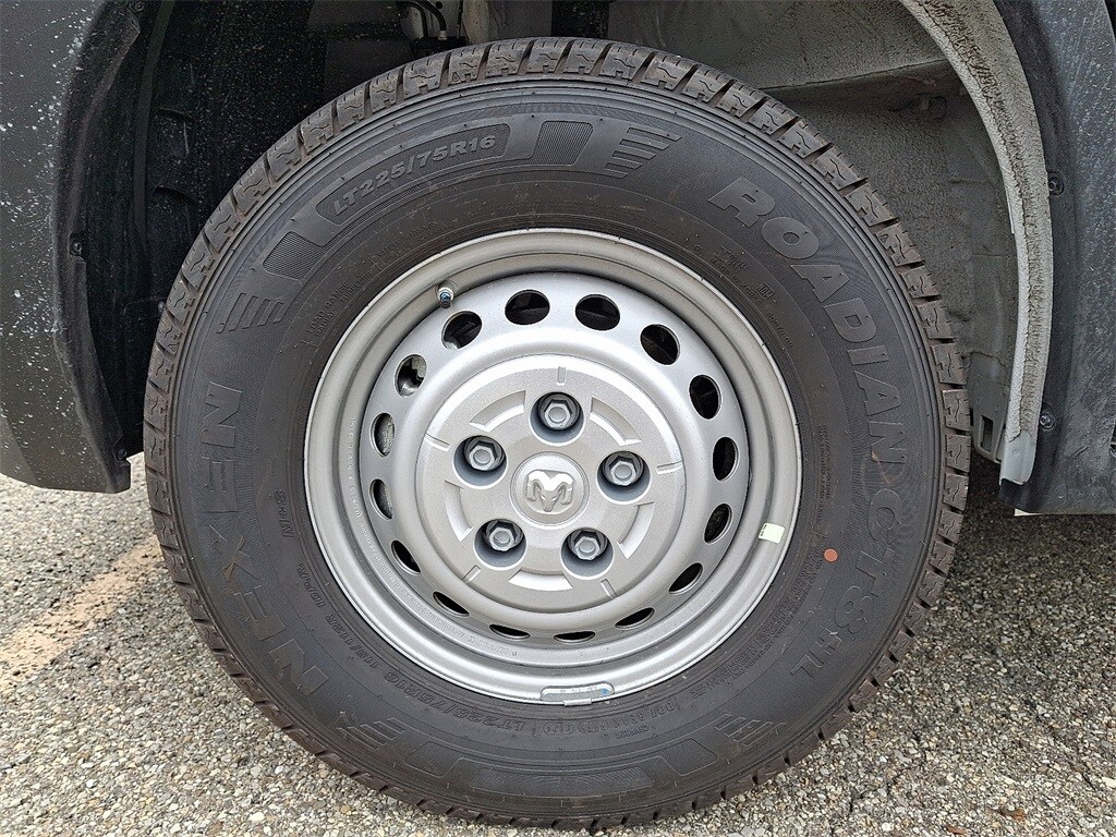 2025 Ram ProMaster 1500 Cargo Van photo 2